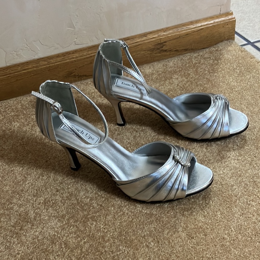 Touch up sandal’s by Benjamin Walk